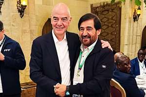 دیدار رئیس فدراسیون فوتبال افغانستان با جیانی اینفانتینو در آذربایجان