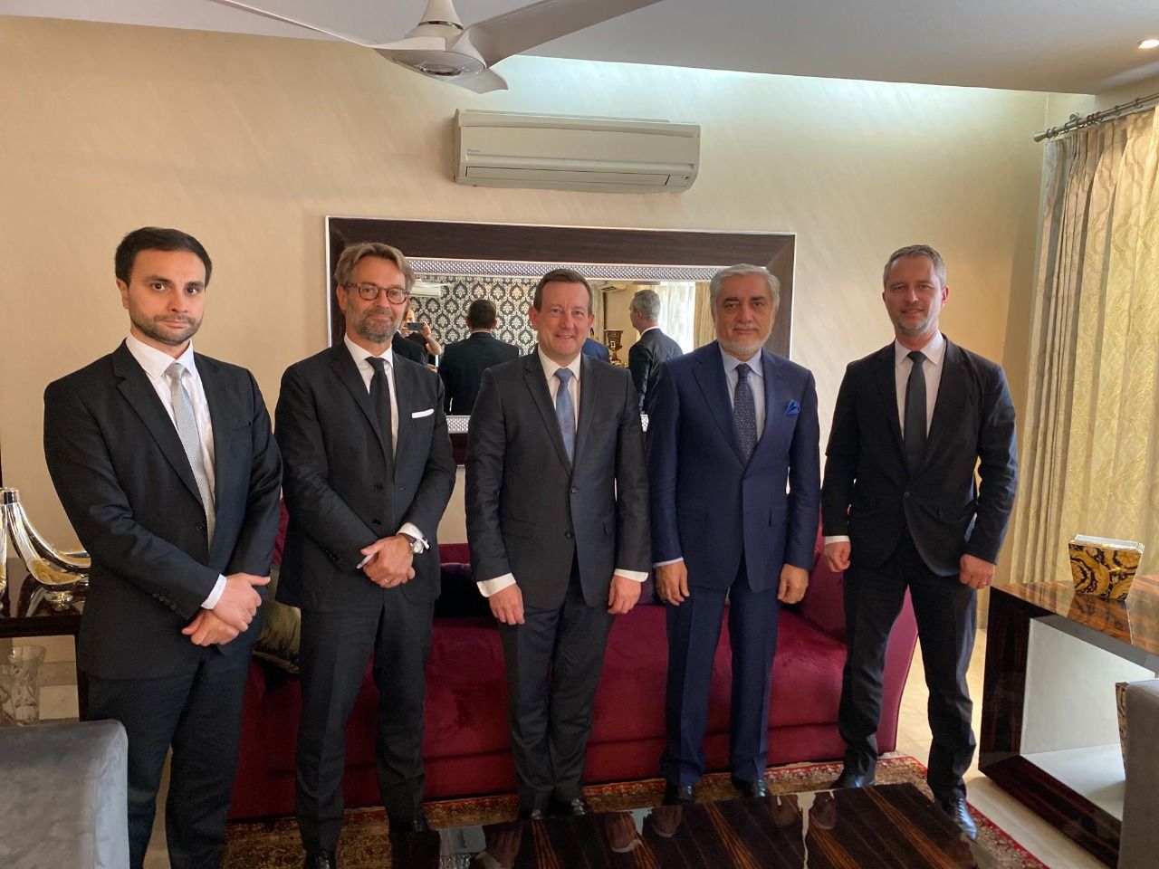 سفیر فرانسه در افغانستان با عبدالله عبدالله در هند دیدار کرد