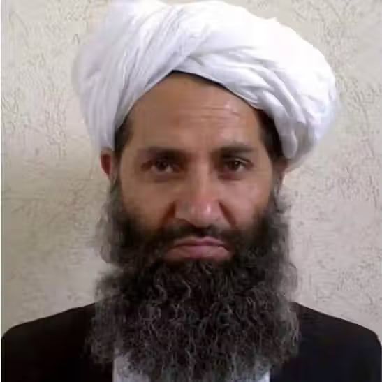 منابع آگاه: هبت‌الله اختیارات وزیران خود را محدود کرده است