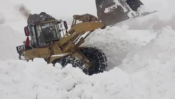 مسیرهای منتهی به کابل و دایکندی در بامیان بهدلیل برفباری سنگین بسته شدند