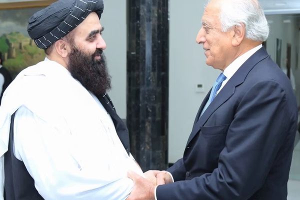 مصدر في طالبان: خليلزاد قال إن العالم أدرك أن باكستان لم تعد تؤثر في الحركة