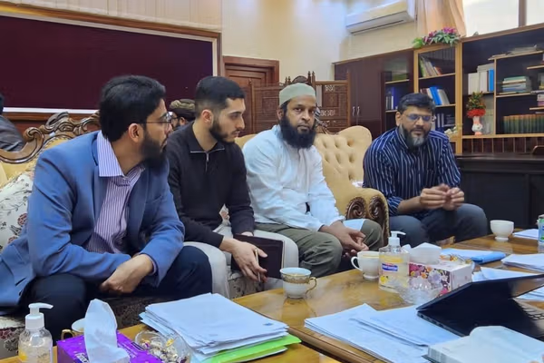 د برېتانیا د ډياوار خیریه بنسټ ۱۲ ډاکټران افغانستان ته ورسېدل