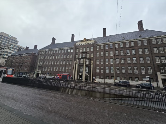 محكمة هولندية: الحكومة غير ملزمة بنقل حراس أمن سفارتها من أفغانستان