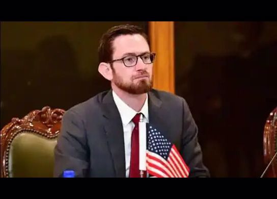 نماینده آمریکا خطاب به طالبان:حق آزادی بیان را از مردم نگیرید