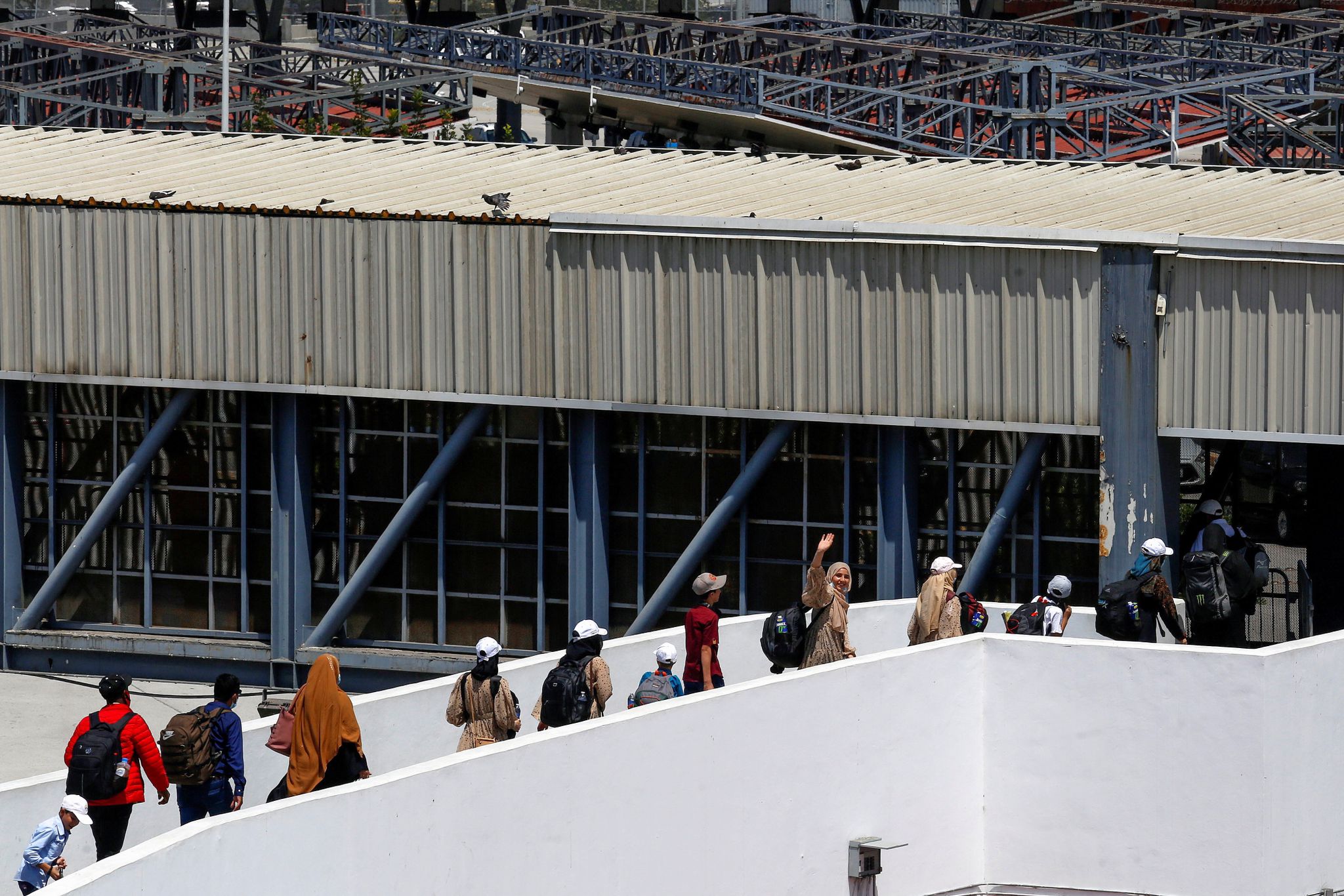 تلویزیون سی‌بی‌اس: اقامت پناهندگان افغان در امریکا برای دو سال دیگر تمدید می‌شود