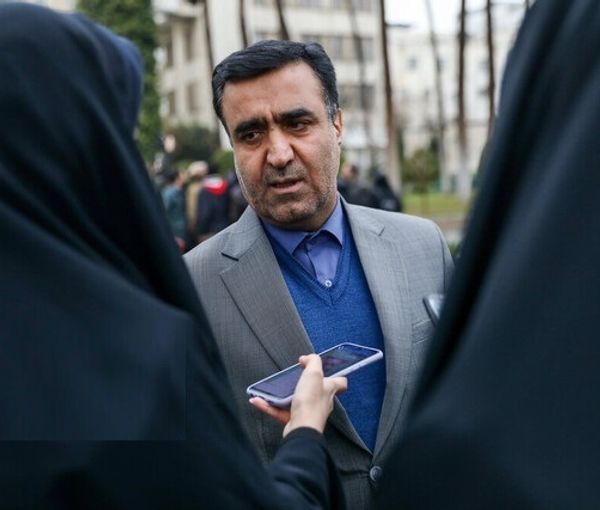 رئیس محیط زیست ایران: طالبان به جای ۸۵۰ میلیون لیتر ۱۵ میلیون لیتر حقابه را رها کرده است