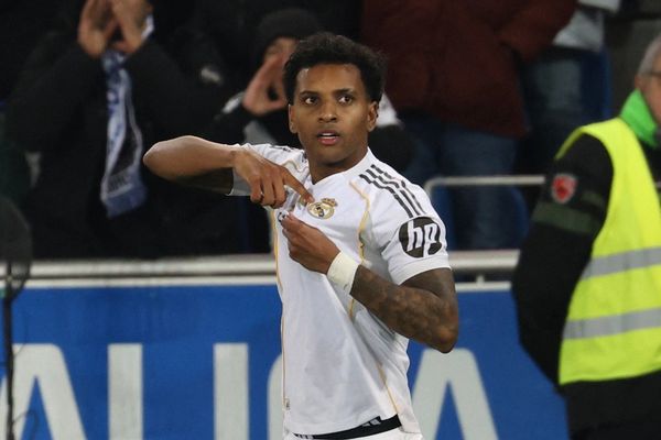 رئال مادرید ٢-١ آلاوس؛ گل رودریگو خطر اخراج را از ژابی آلونسو دور کرد