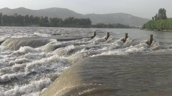 طالبان له کونړ سیند څخه درونټې بند ته اوبه لېږدوي