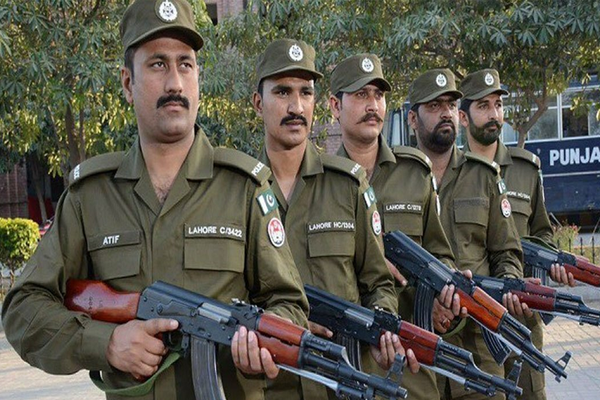 د پاکستان په لاهور کې یوه مور د خپلو ۳ ماشومانو د وژنې په تور ونیول شوه