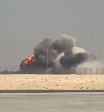 یک جنگنده هند در جریان نمایش هوایی در دبی سقوط کرد