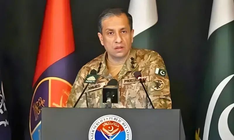 سخنگوی ارتش پاکستان: ده‌ها گروه تروریستی در افغانستان فعالیت می‌کنند