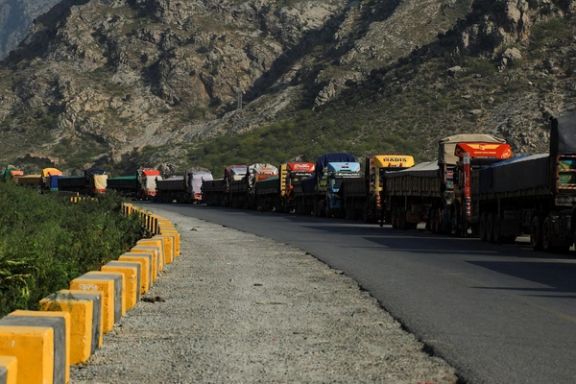 مقامات خیبرپختونخوا نسبت به پیامدهای ادامه توقف تجارت با افغانستان هشدار دادند