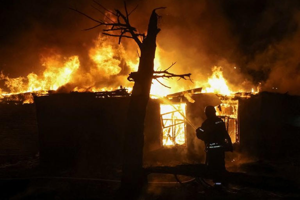 پر اوکراین د روسیې برید؛ څلور کسان وژل شوي او ۱۲ نور ټپیان دي