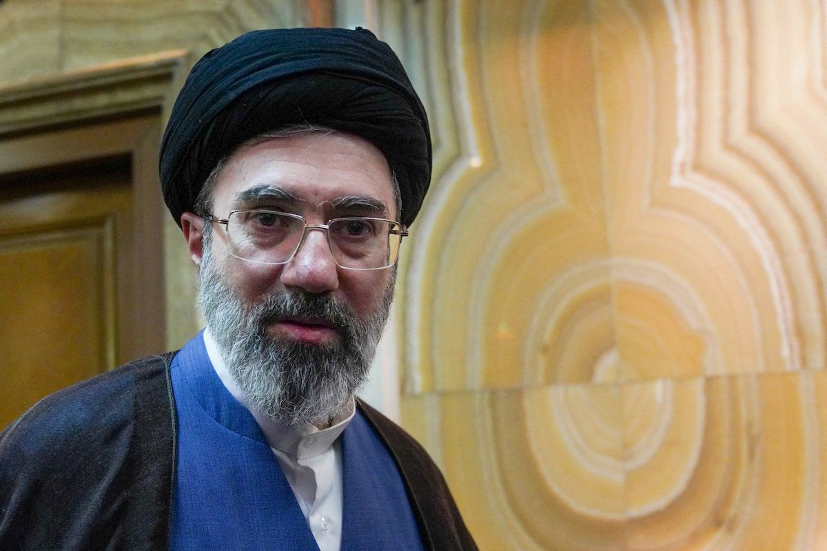 مجتبی خامنه‌ای: امریکا دیگر نقطه امنی برای استقرار پایگاه نظامی در منطقه نخواهد داشت