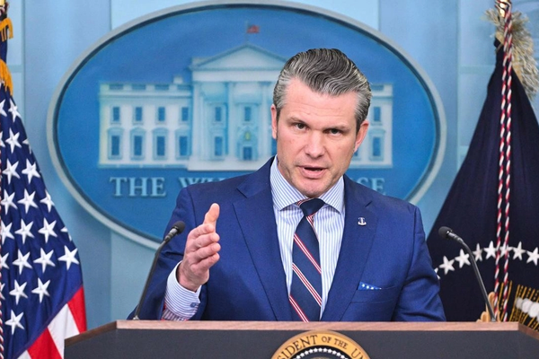 هېګسټ: د امریکا پوځ به یو ځل بیا د ځواکمن او مخنیویکوونکي ځواک په توګه بیا رغول کېږي