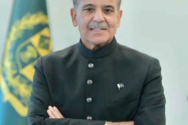 شهباز شریف له ټرمپ غوښتي، چې د هند او پاکستان ترمنځ د خبرو اترو منځګړتوب وکړي