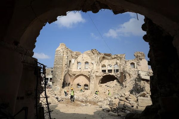 د قطر لومړی وزیر: د هغو ویجاړیو د بیارغونې لپاره به چیک ورنهکړو چې اسراییل رامنځته کړی