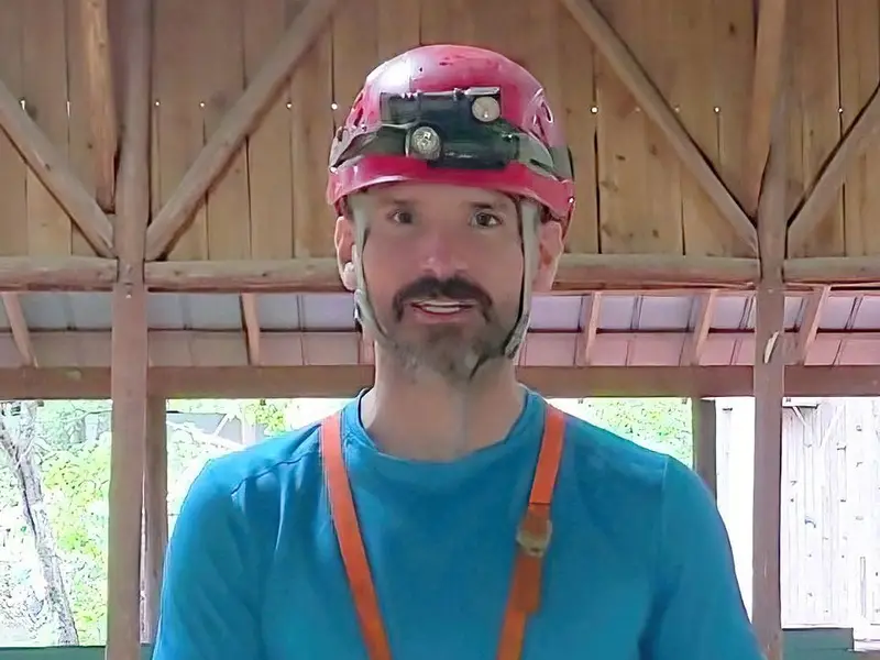 د ترکیې د ۱۰۰۰ مترو په یو ژور غار کې د بند سړي پسې عملیات پیل شول