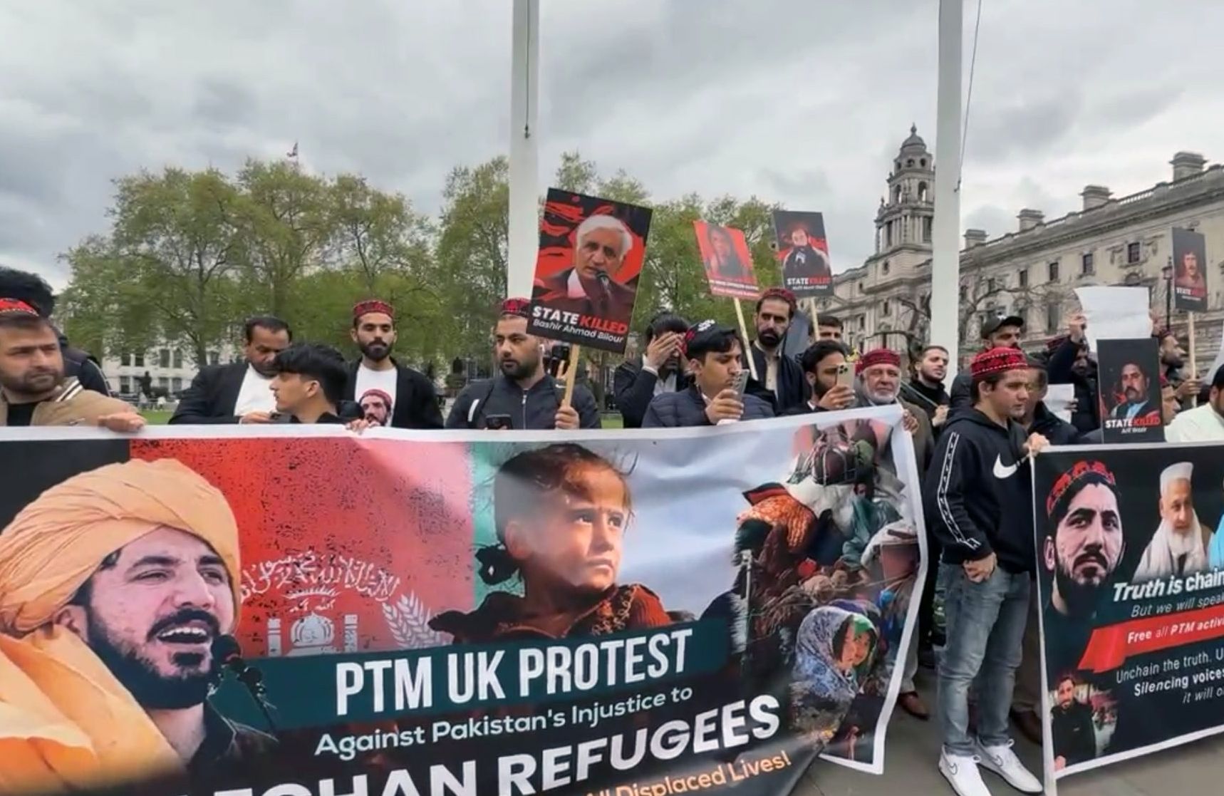 په لندن کې؛ پښتون ژغورنې غورځنګ له پاکستان نه د افغان کډوالو ایستلو پر ضد لاریون کړی