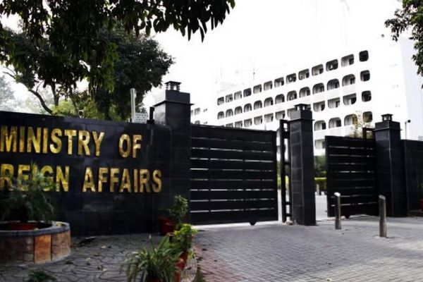 الخارجية الباكستانية تستدعي سفير طالبان بسبب تصاعد هجمات التنظيمات المسلحة