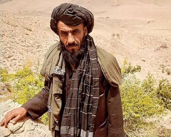 شین منګی پر سر مازیګر دی؛ د پښتو نوموتی سندرغاړی ثاني عبیدالله جان له ورپېښې ناروغۍ ومړ