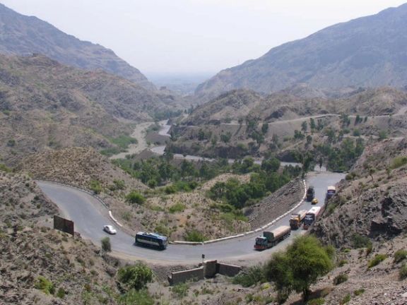 ټي ټي پي خېبرپښتونخوا کې د درېیو ځوانانو په وژل کېدو کې لاس لرل رد کړل او پېښه یې وغندله