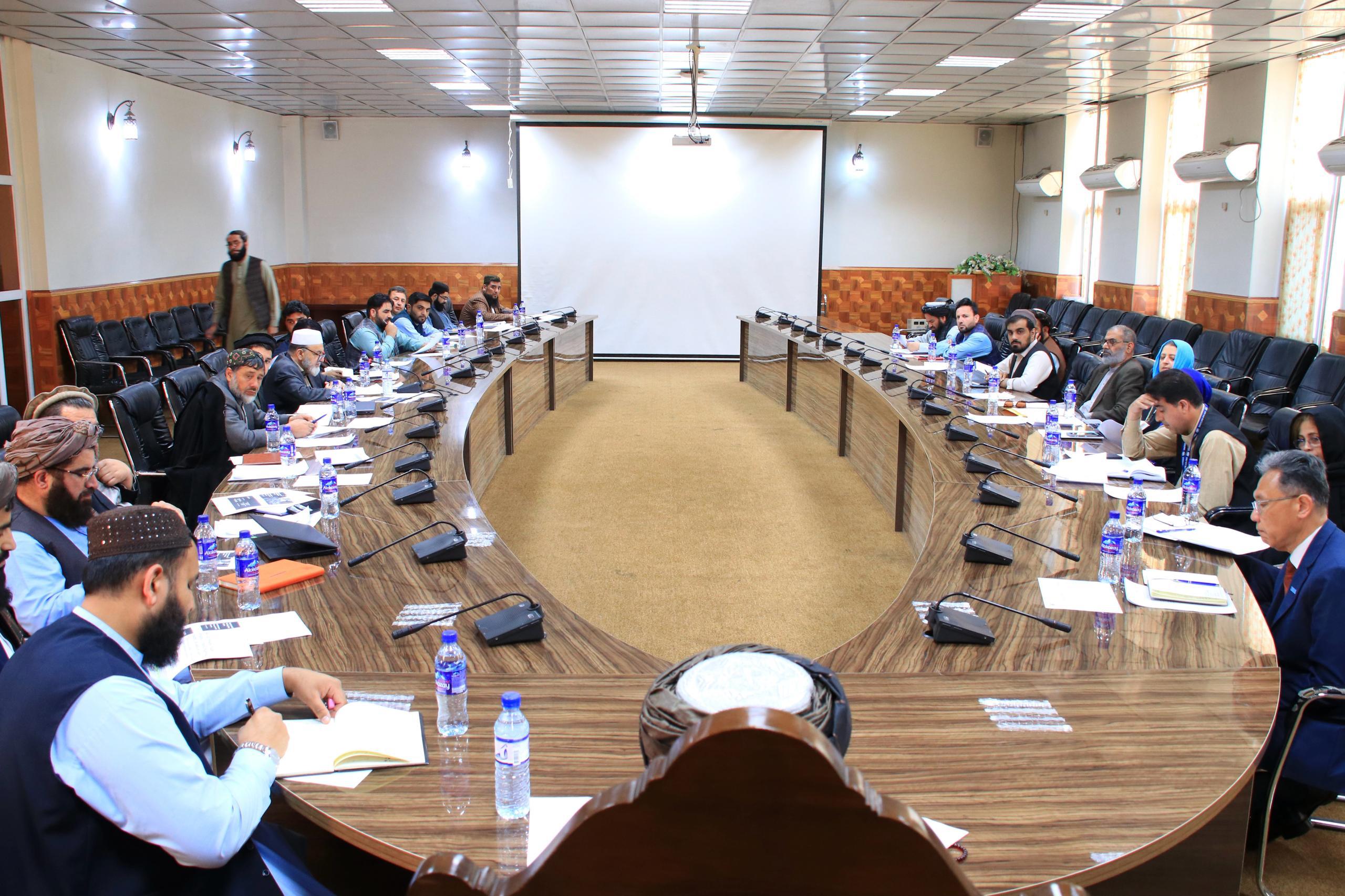 طالبان از سازمان‌های بین‌المللی خواست به بازگشت کنندگان خدمات صحی ارائه کنند