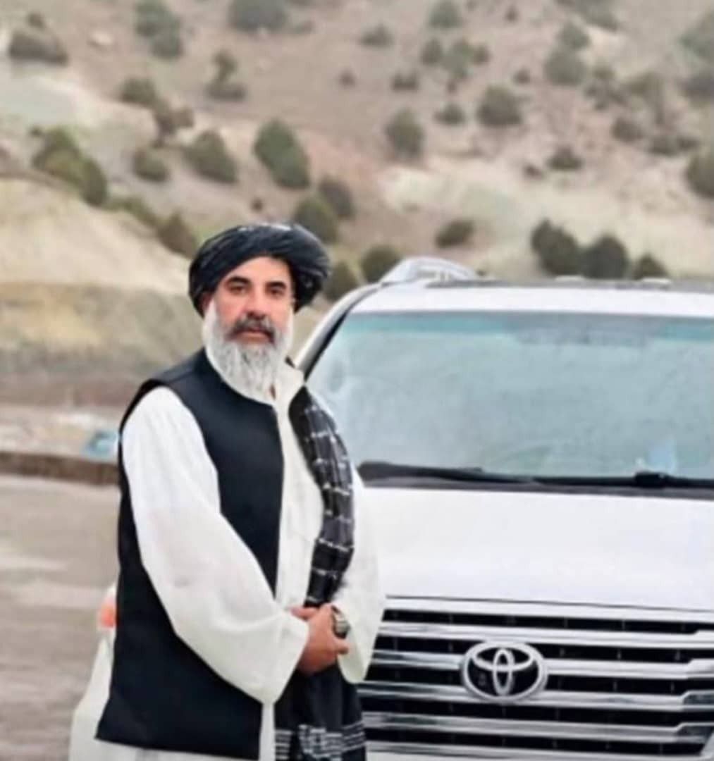په نیمروز کې د نامعلومو وسله والو په برید کې د یوه قومي مشر په ګډون دوه کسان وژل شوي