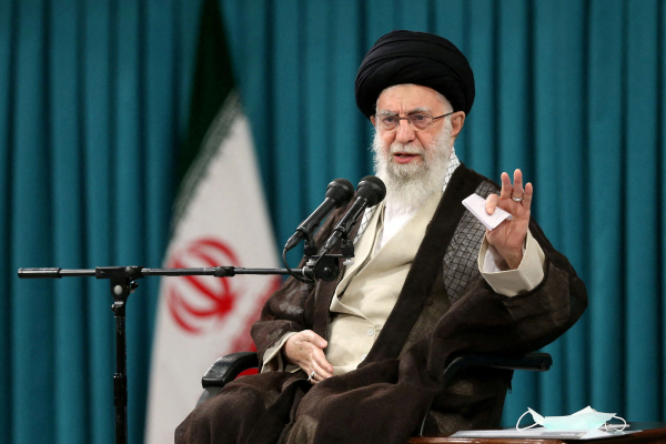 علي خامنه یي وایي موږ له لاریون کوونکو سره خبرې کوو او بلواګر باید په خپل ځای کښېنول شي
