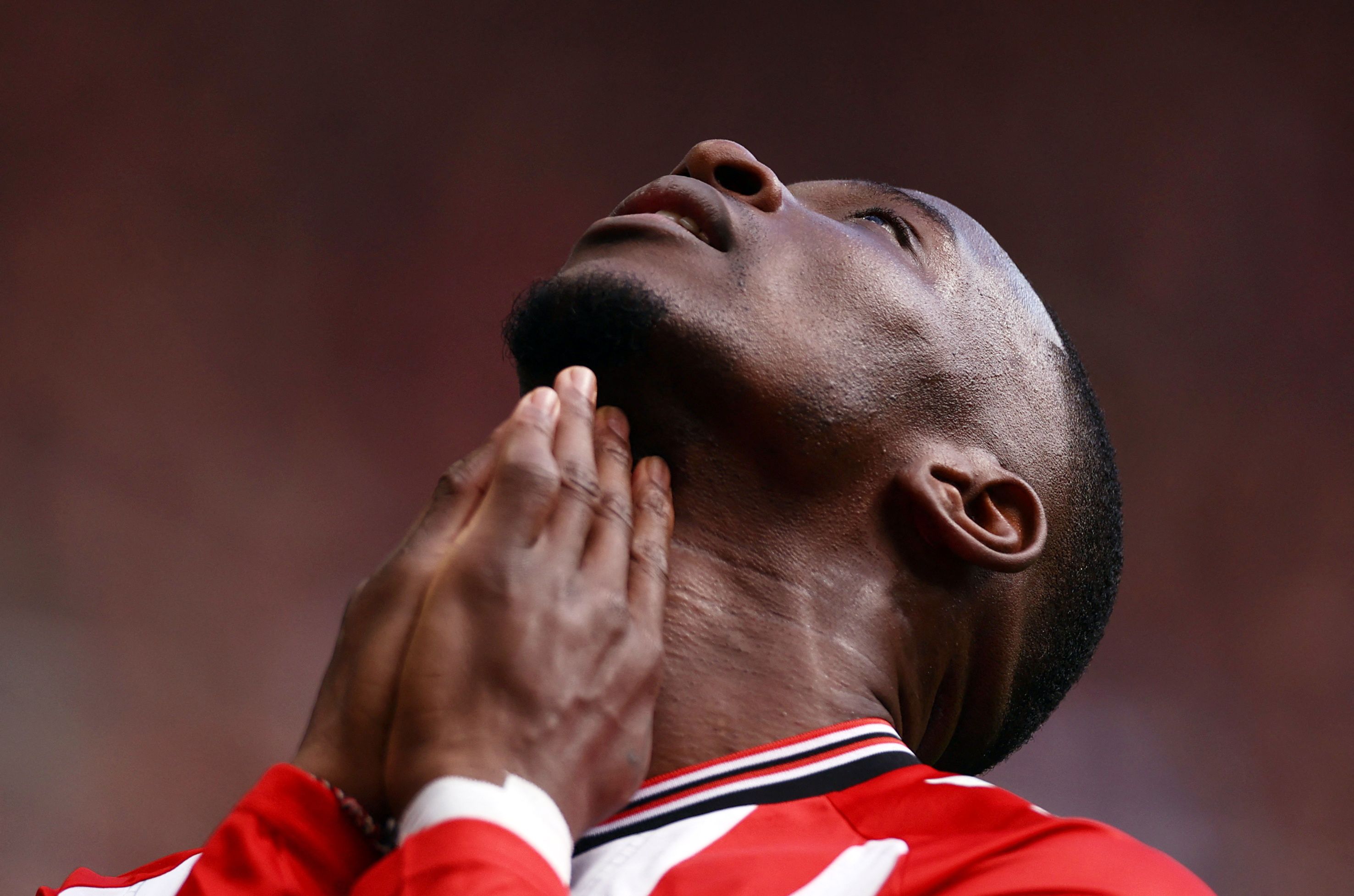 محکومیت توهین‌های نژادپرستانه علیه بازیکن ساندرلند پس از پیروزی مقابل تاتنهام