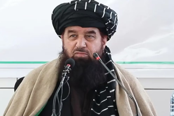 د طالبانو د عدليې وزیر خلک په "شخصي زندان" کې ساتلي دي