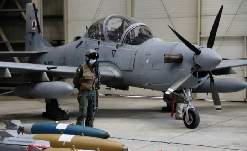 خواست طالبان از پیلوت‌های اردوی پیشین افغانستان: به وظیفه خود برگردید