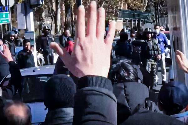 د امریکا د بهرنیو چارو وزارت: ایران دې د خپلو ټولو وګړو حقوقو ته درناوی وکړي