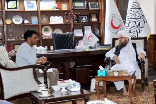 ډنمارک ۸۰۰ سېلاب ځپلیو افغان کورنیو ته مرستې رسوي