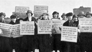 د مارچ اتمه؛ څنګه د ښځو د نړۍوالې ورځې په نوم ونومول شوه؟