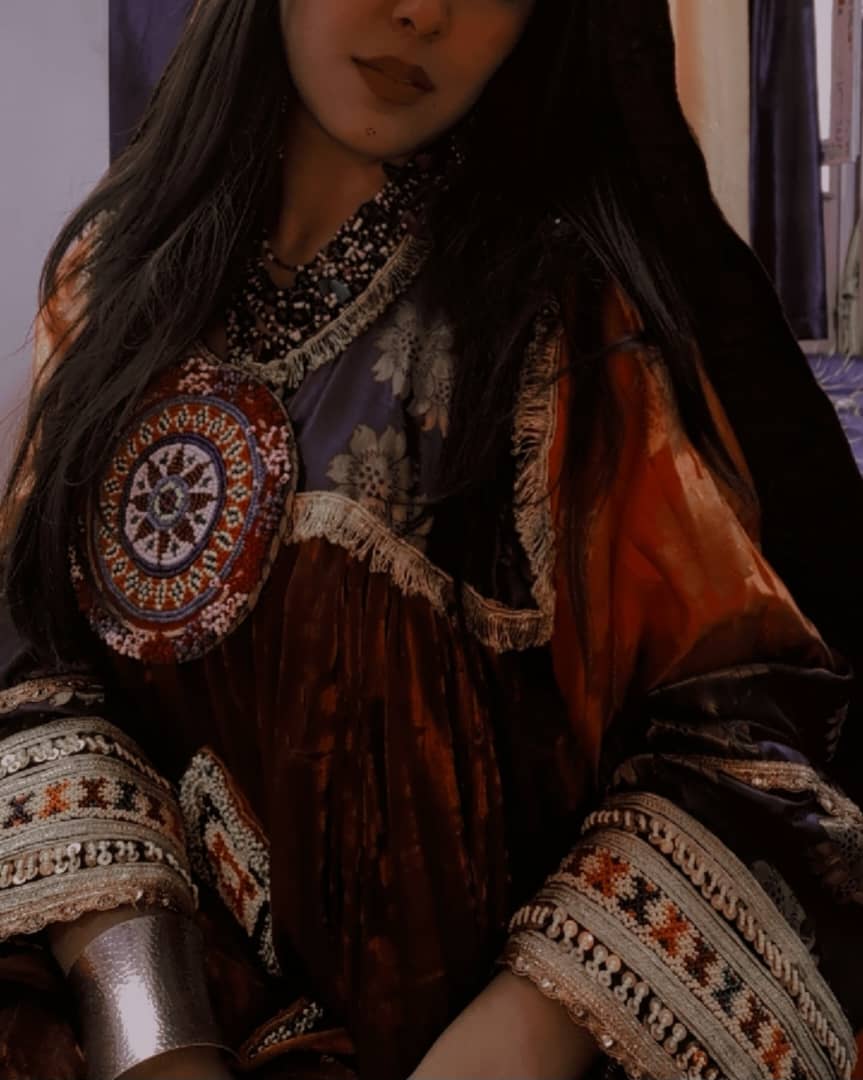 نمونه طراحی لباس از آرمینه