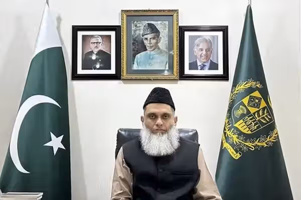 پاکستان د افغانستان امنیتي وضعیت ارزونې لپاره خپل سفیر اسلاماباد ته وربللی