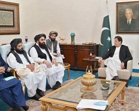 حمایت عمران خان از طالبان برای رسیدن او به ریاست دانشگاه آکسفورد 'دردسرساز شده است'