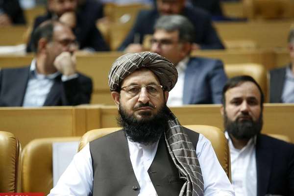 دیپلومات طالبان در تهران در همایش سرمایهگذاری نفت و گاز جمهوری اسلامی شرکت کرد