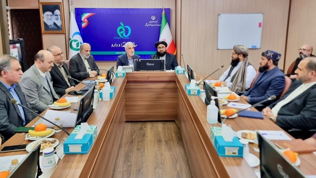 د افغانستان او ایران ترمنځ د درملو په برخه کې د همکارۍ پر پراختیا ټینګار شوی