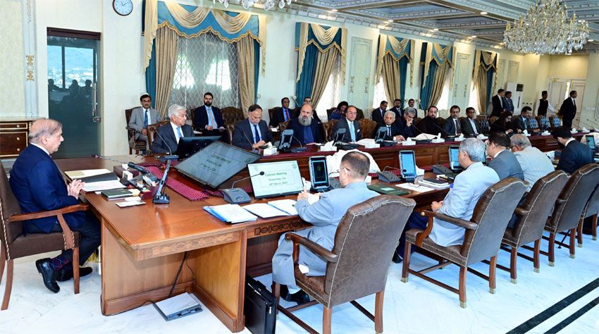 طالبانو ته د شهباز شریف خبرداری: پاکستان نور له بهر یو ډول ترهګري هم نشي زغملی