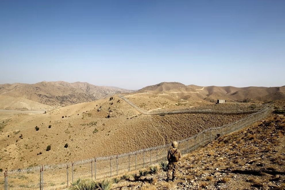 نخست‌وزیر پاکستان می‌گوید که حصارکشی مرزی برای تأمین امنیت ضروری است