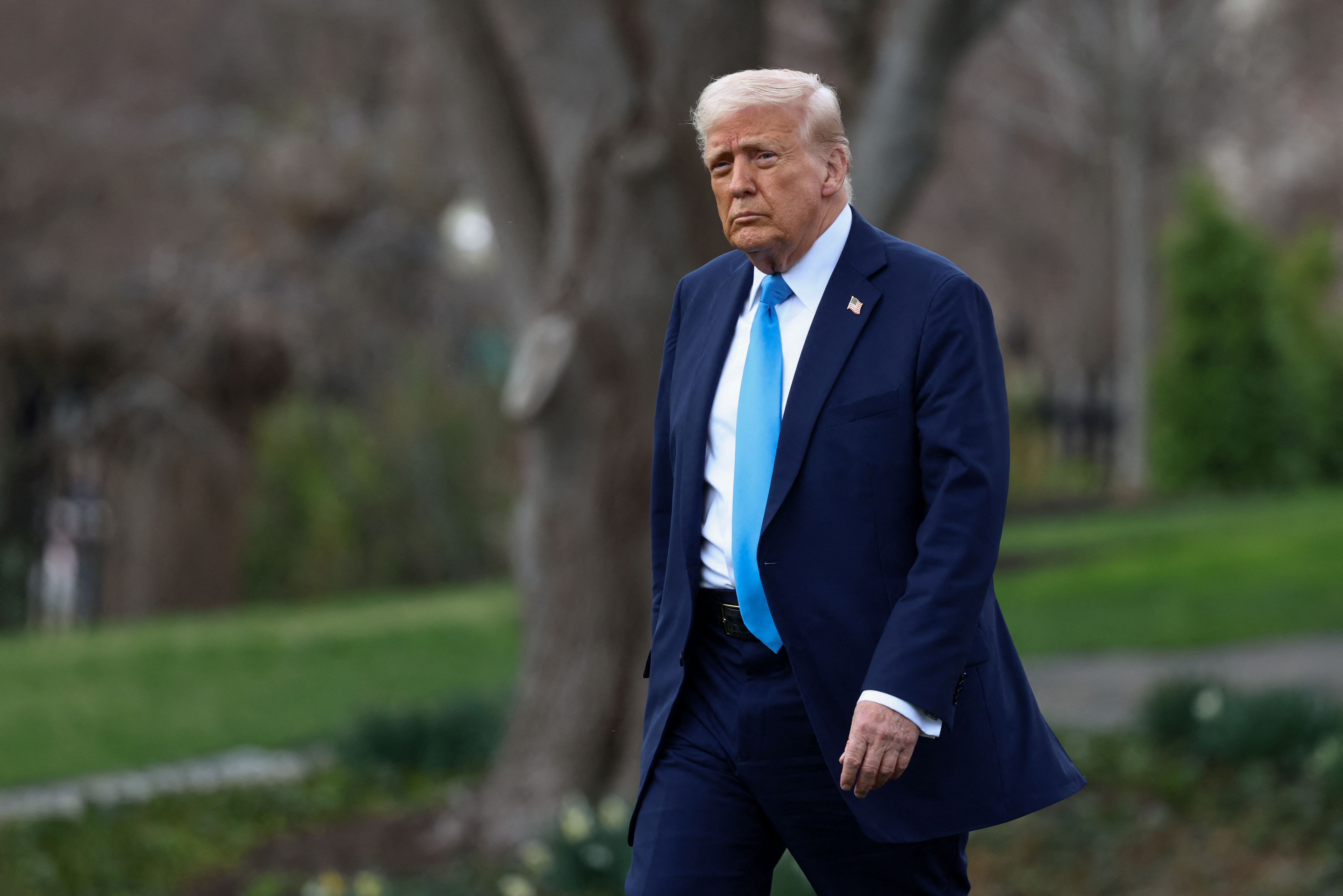 دونالد ترامپ: پوتین اگر صلح نکند، تعرفه‌های سنگین بر نفت روسیه وضع می‌کنم