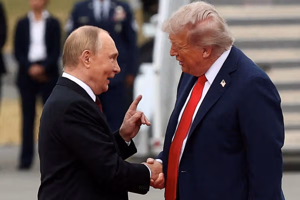 ترامپ میگوید پیش از دیدار با زلنسکی تماس تلفنی «بسیار سازندهای» با پوتین داشته است