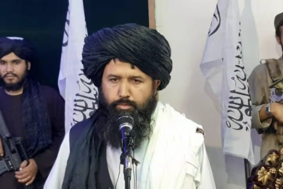 وزير التعليم العالي في طالبان: لا تستخدموا الهواتف الذكية بشكل مفرط