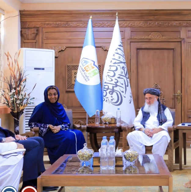 طالبان تدعو لرفع العقوبات وزيادة المساعدات للمهاجرين العائدين