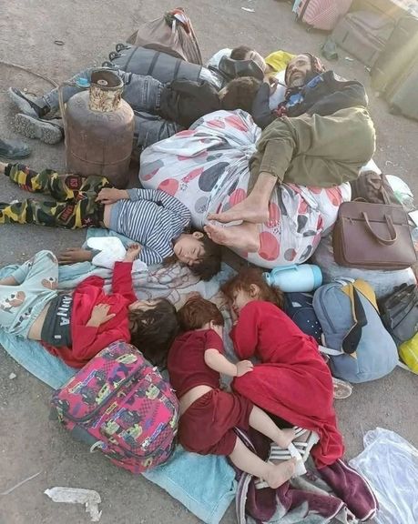 د افغان کډوالو د اېستلو بهیر؛ روان کال ۱.۴ مېلیونه افغانان خپل هېواد ته ستانه شوي