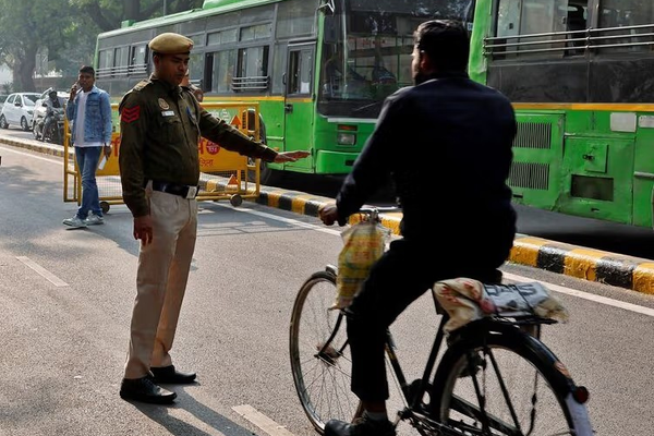 الشرطة الهندية تشدد الرقابة على مواطني باكستان وأفغانستان وبنغلاديش بعد تفجير نيودلهي
