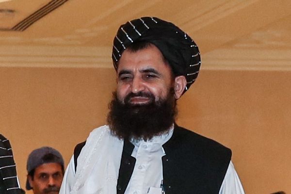 د طالبانو د استخباراتو مشر: ځینې هېوادونه د داعش جنګیالي افغانستان ته استوي