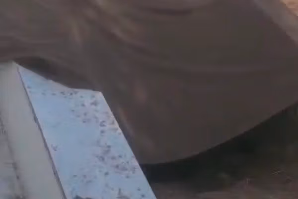 د یوې کورنۍ ادعا: طالبانو په ارزګان کې د پولیسو د یوه پخواني افسر قبر ړنګ کړی